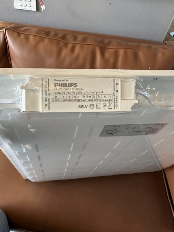 Đèn Led Panel Philips RC048 LED38 W60L60